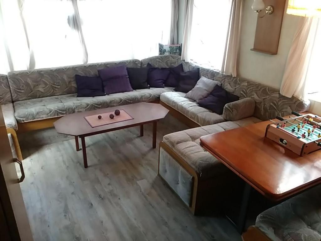 Hotel Mobilni Dum U Goldy Česká Skalice Exteriér fotografie