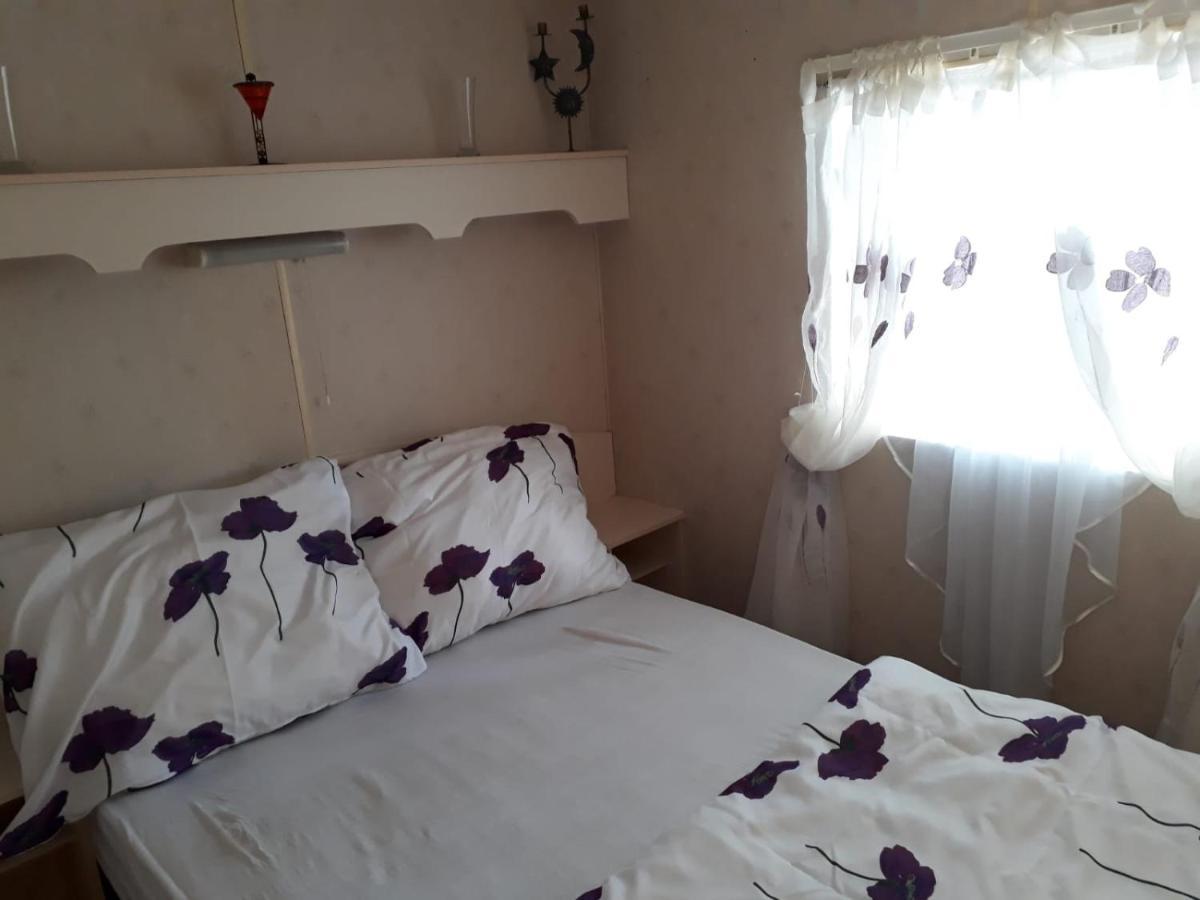 Hotel Mobilni Dum U Goldy Česká Skalice Exteriér fotografie